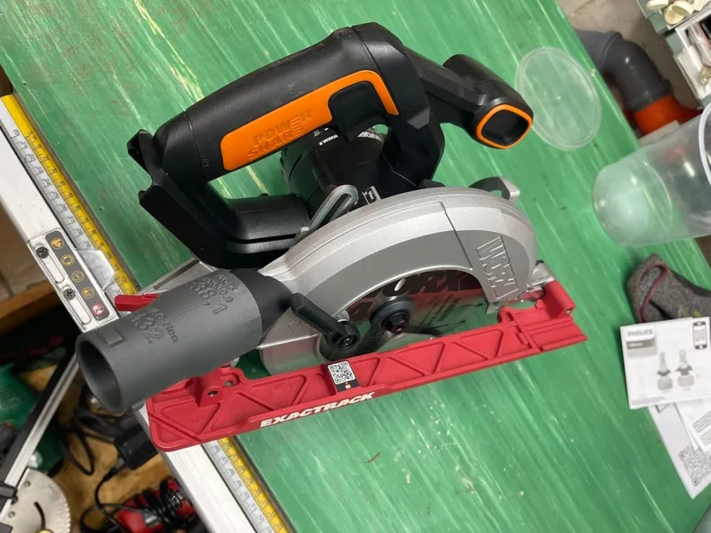 osVAC M32 - Worx WX530.9