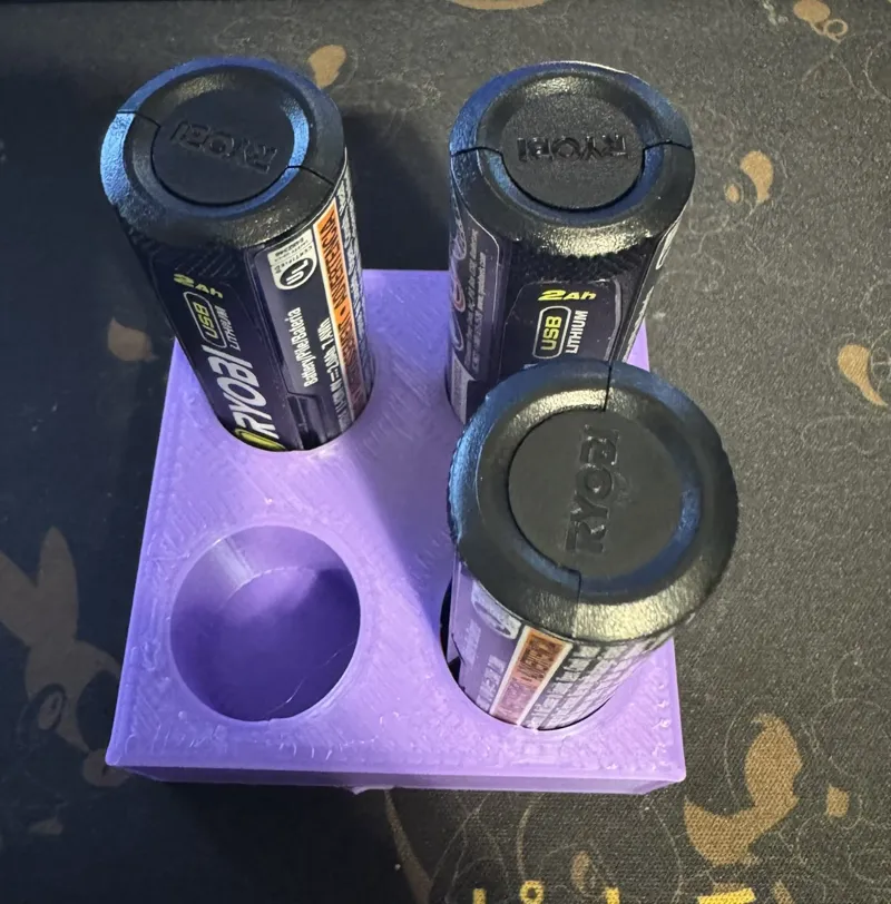 Battery stand for 4 Ryobi USB Lithium Batteries 