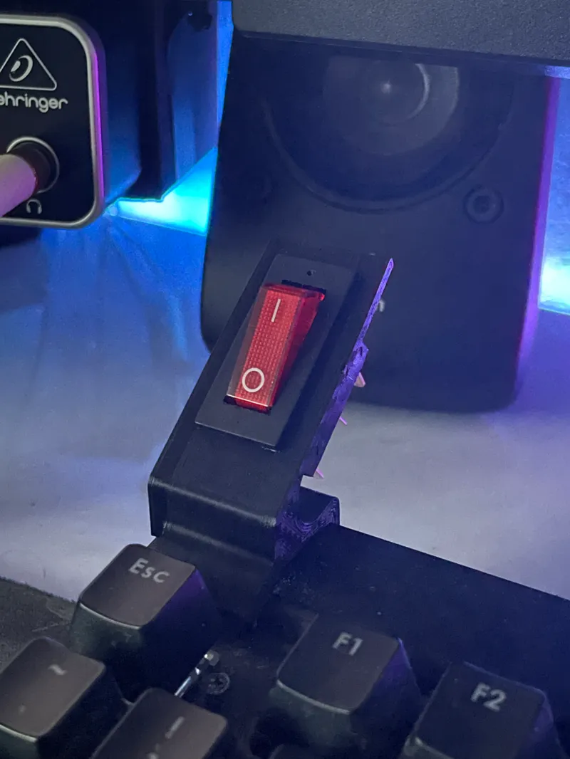Switch mount for Corsair K65/K70