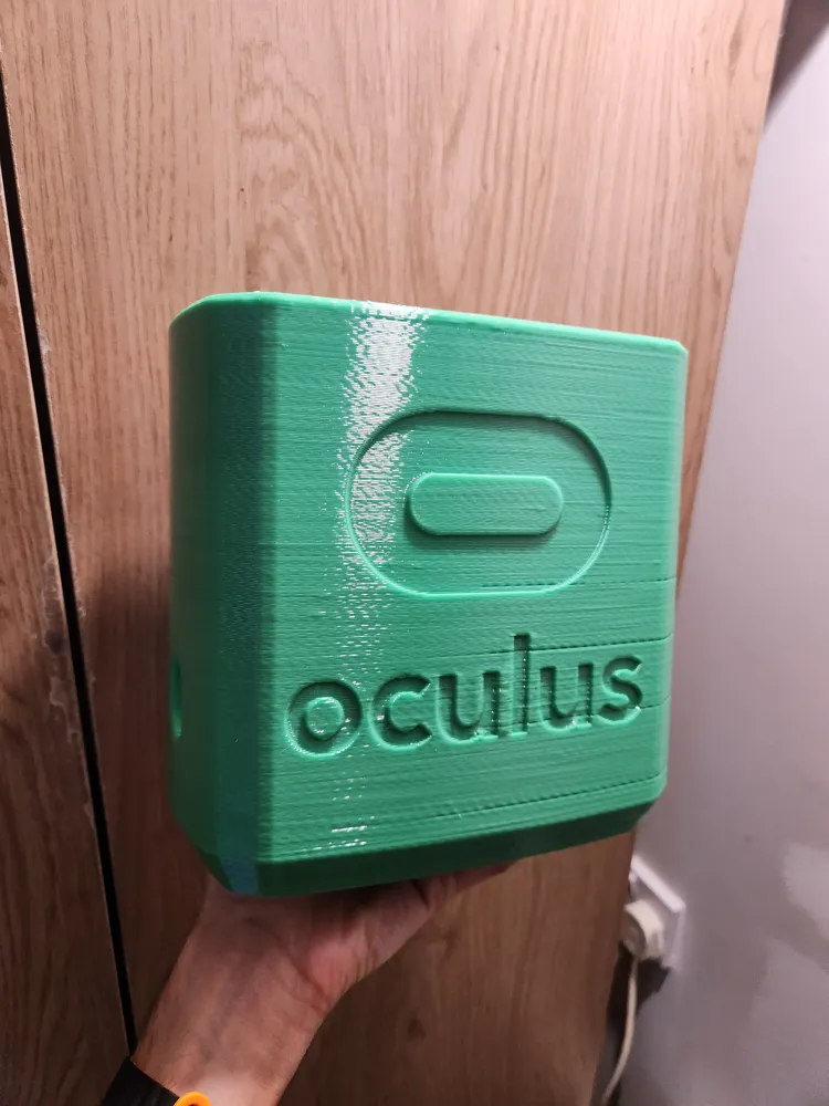 Oculus Box Outside Oculus/Meta Quest 2 Sturdy Box/Case Remixed by Technoid - MakerWorld