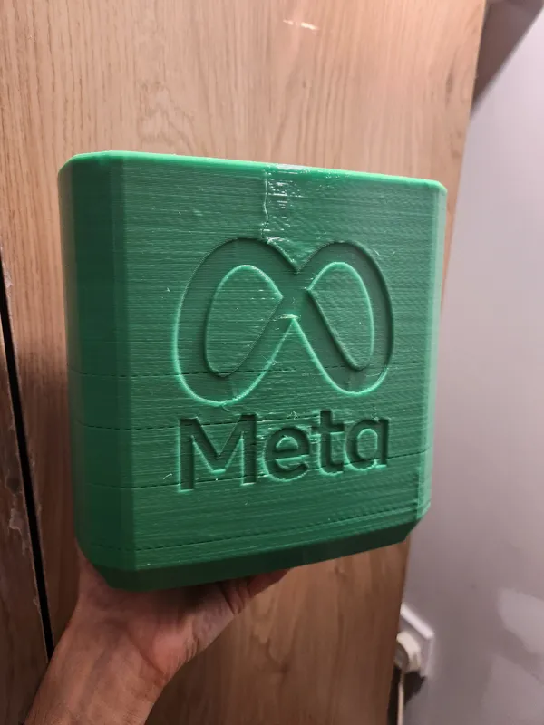 Oculus/Meta Quest 2 Sturdy Box/Case