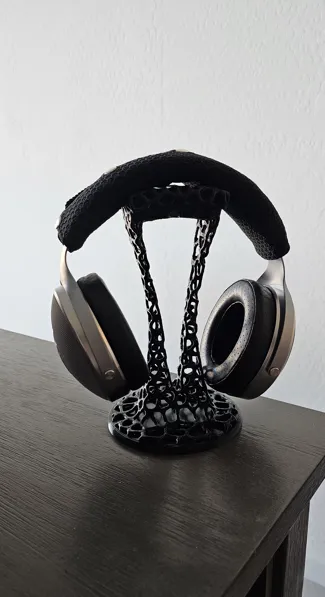 Voronoi Headphone Stand