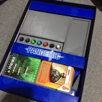 Boîtes de rangement pour le jeu Pandemic — photo 1