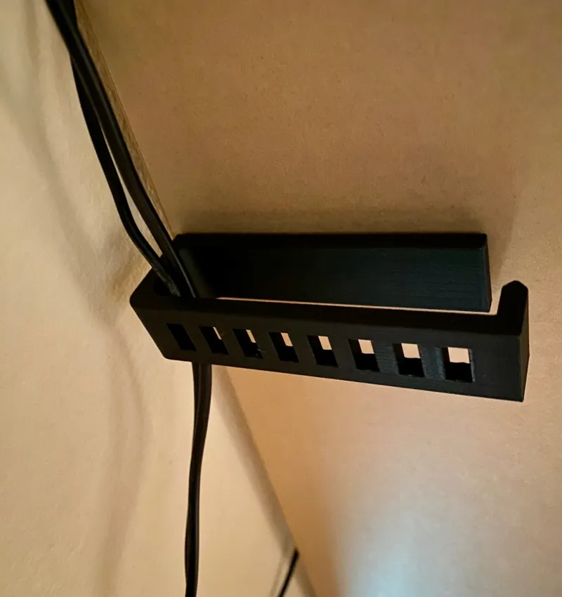 Cable management clip V1