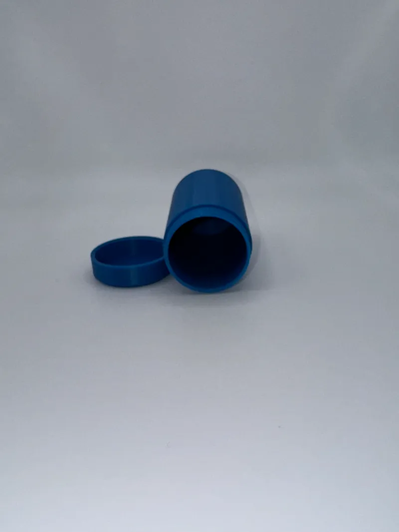 Storage Container with threaded lid