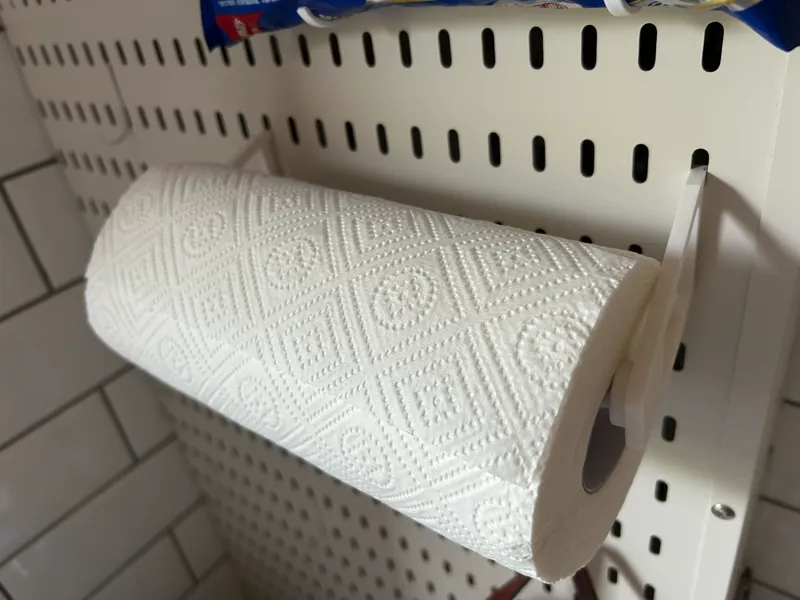 paper towel (ikea skadis)