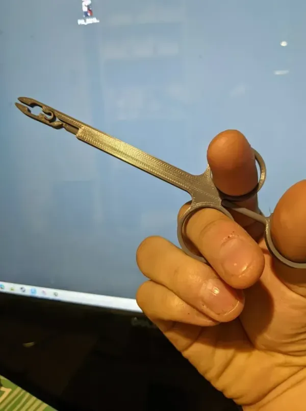 Pince télescopique articulée