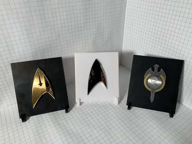 Star Trek Magnetic Pin (QMX) Stand