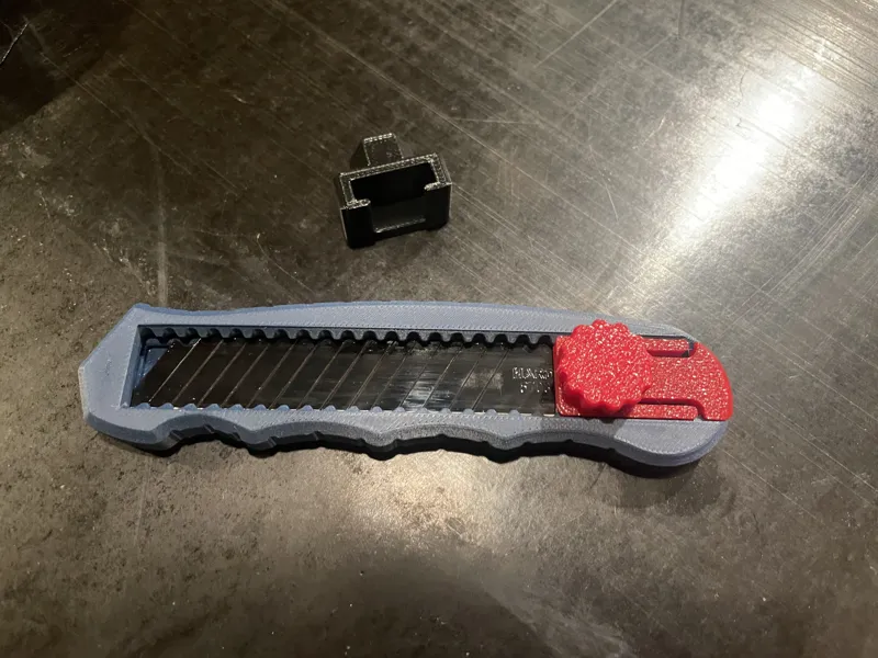 Ergonomic Box Cutter with Click Mechanism HSW