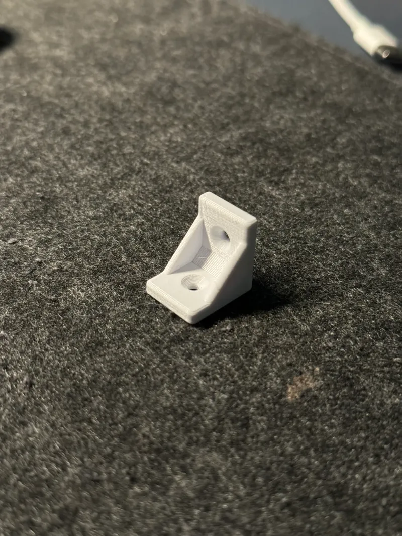 Corner Bracket v5