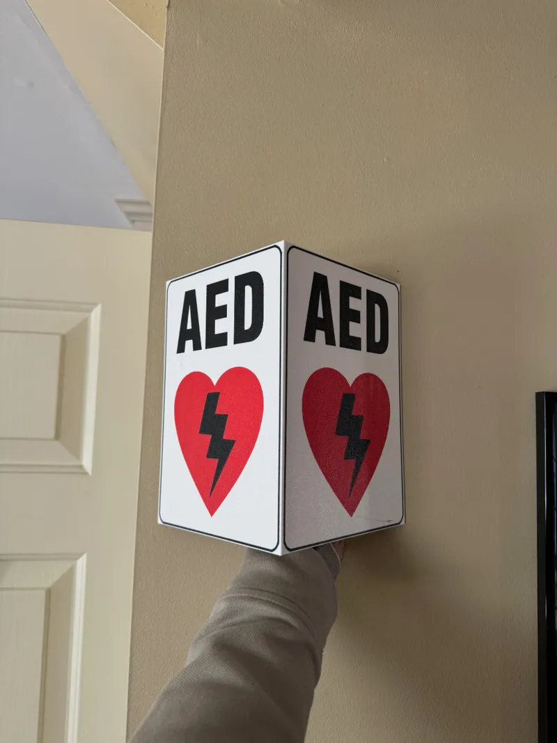 AED Sign Three Dimensional and Flat perpendicular