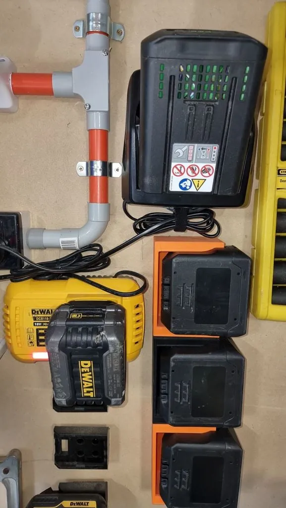 Stihl AK Battery Wall/under shelf mount