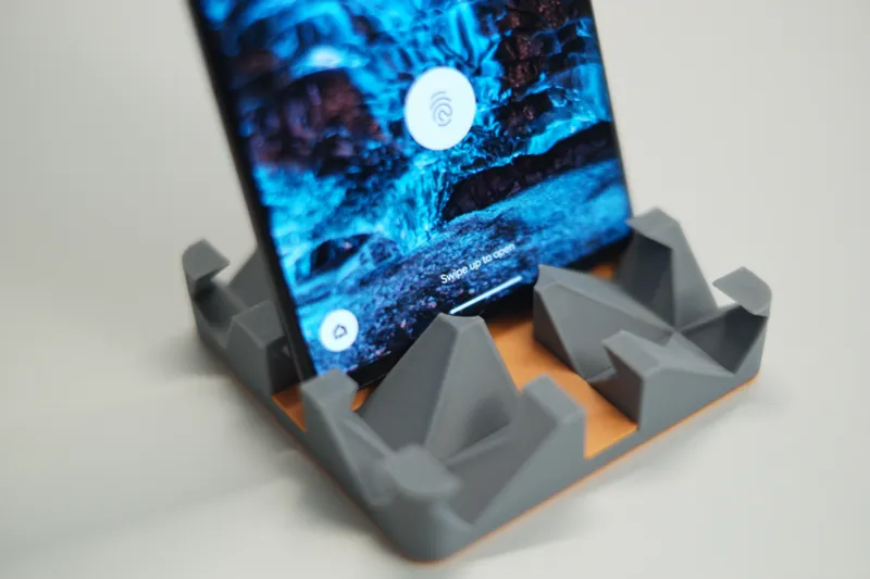 Multi angle phone stand