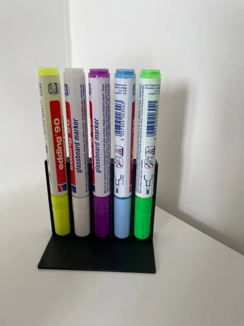 Simple Marker Holder for 5 markers 