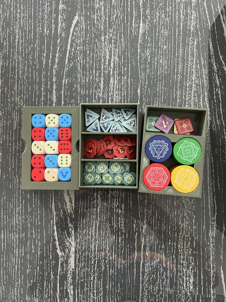 Earthborne Rangers - Deluxe Token Insert