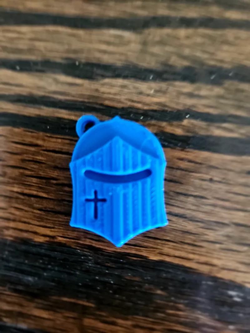 Knight helmet keychain
