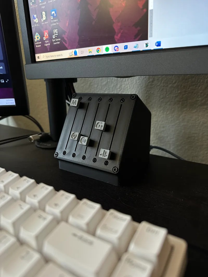Volume Mixer with Custom Sliders (Deej)