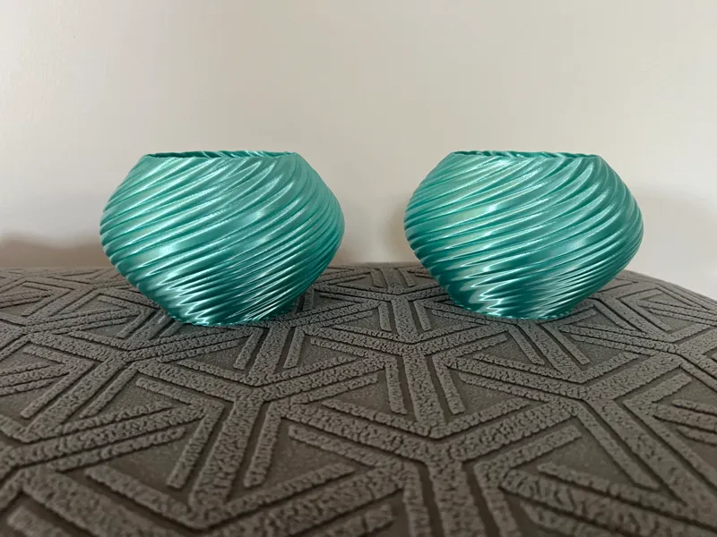 Wavy Vase