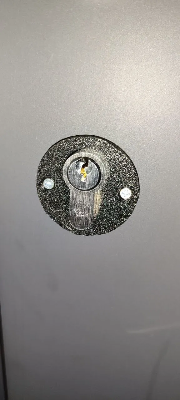 door eyelet