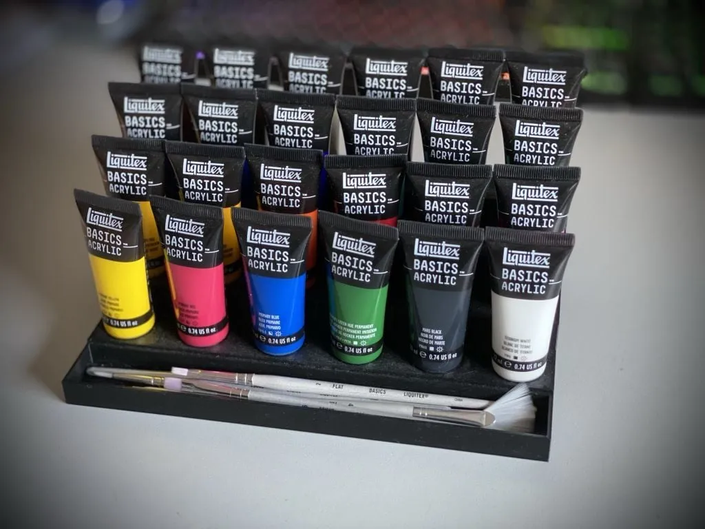 Présentoir pour peintures acryliques