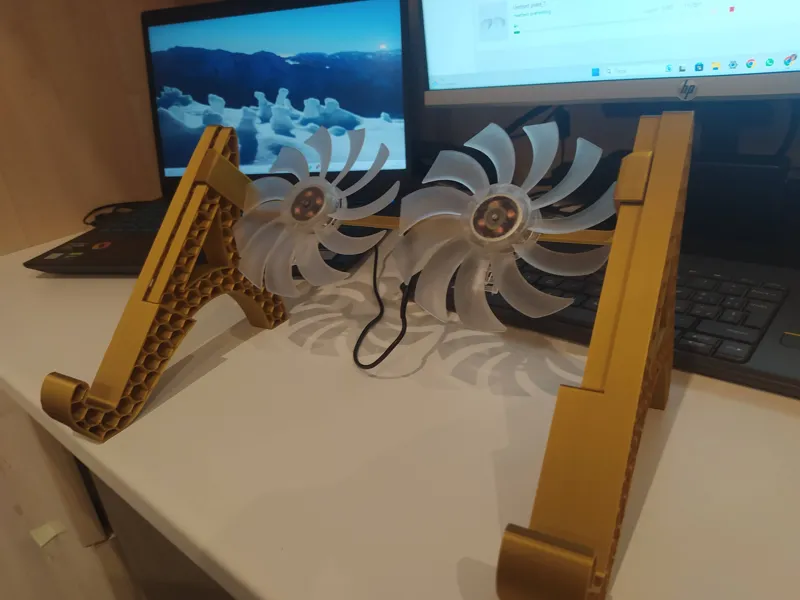 Pc stand + fans