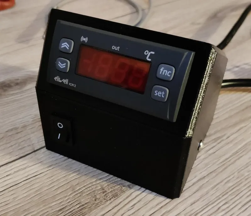 Thermoregulator box