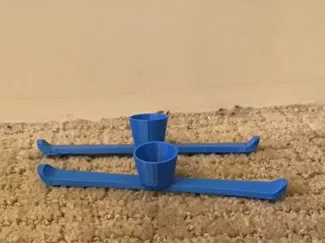 skis