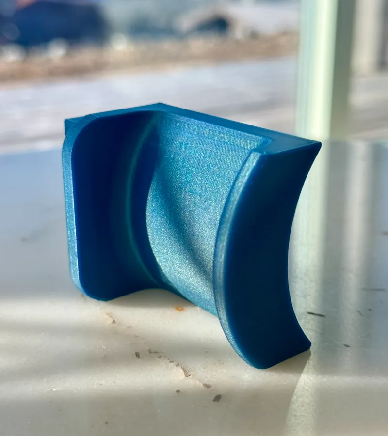 Apple AirPod Max holder for IKEA Skadis