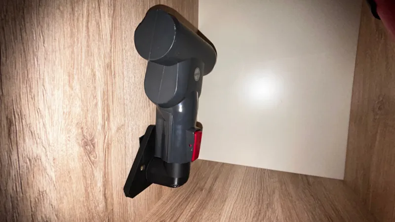 Hoover H-Free 100 - wall bracket