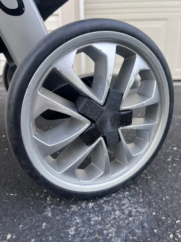 Chicco Bravo Stroller Wheel Cap with AirTag Pocket