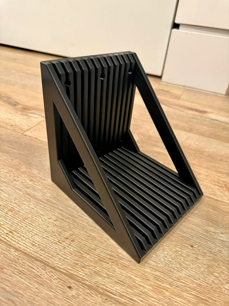 X1 Build Plate Holder - Wall Mount - 5-20 Plates