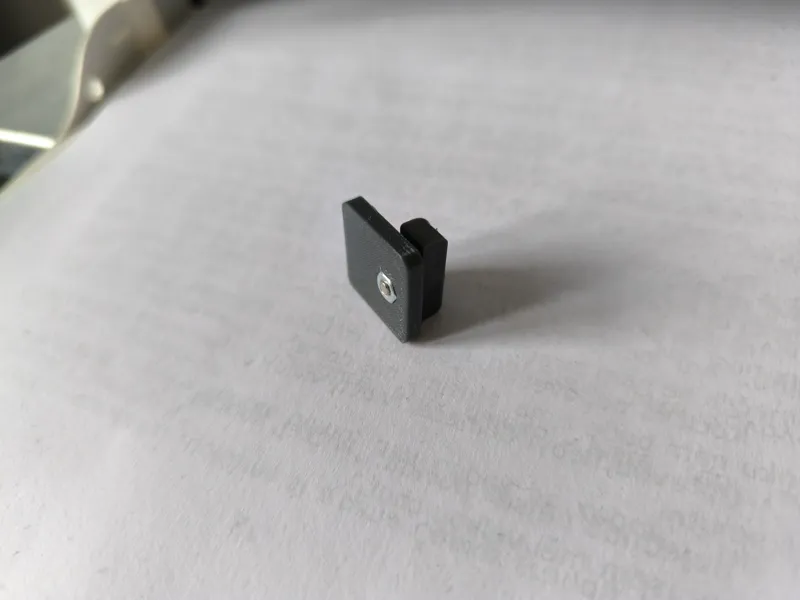 spool holder stopper