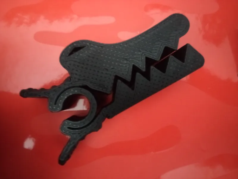 Crocodile bag clip