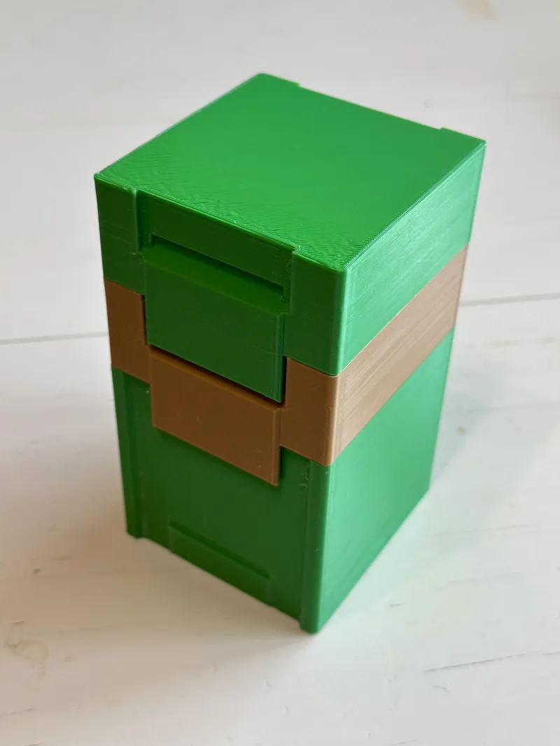 TCG/CCG DECK AND DICE STORAGE BOX 