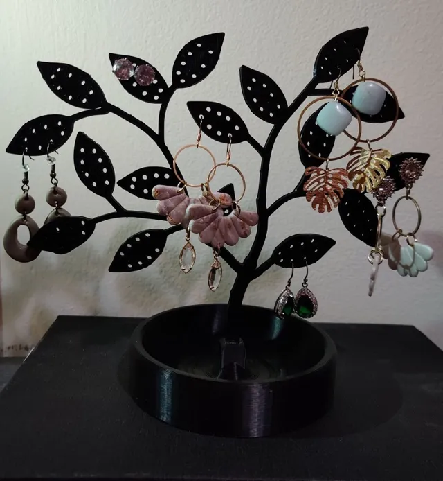 Earring tree