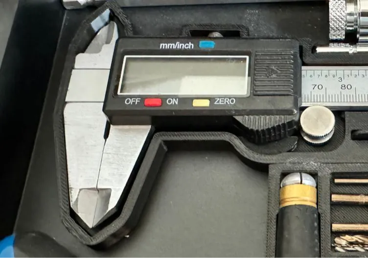 Caliper case with twerzers