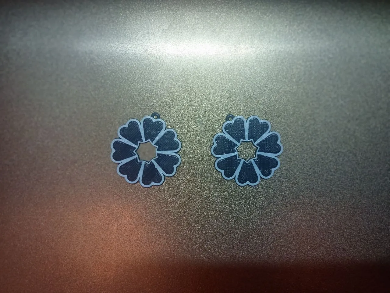 Earrings -7 leaf clover -Pendientes Trevol 7 hojas view 2