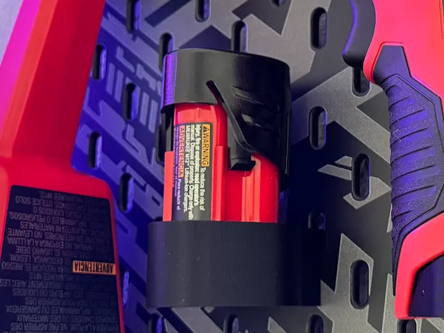 Milwaukee M12 battery holder remix: Skadis, Single