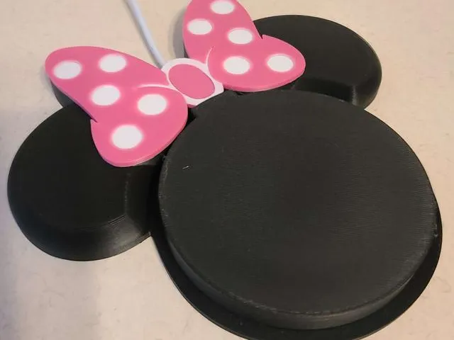 Mrs. Mouse Phone Charger