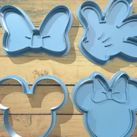 Emporte-pièces Mickey et Minnie — photo 1