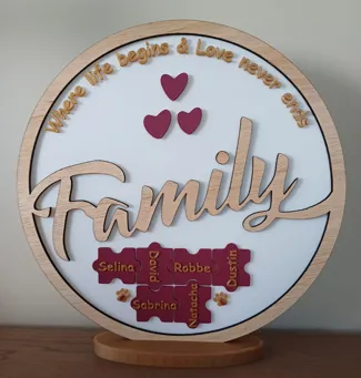 Family name ring
