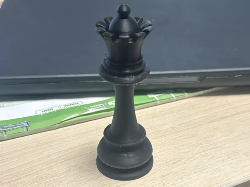 Queen chess WC