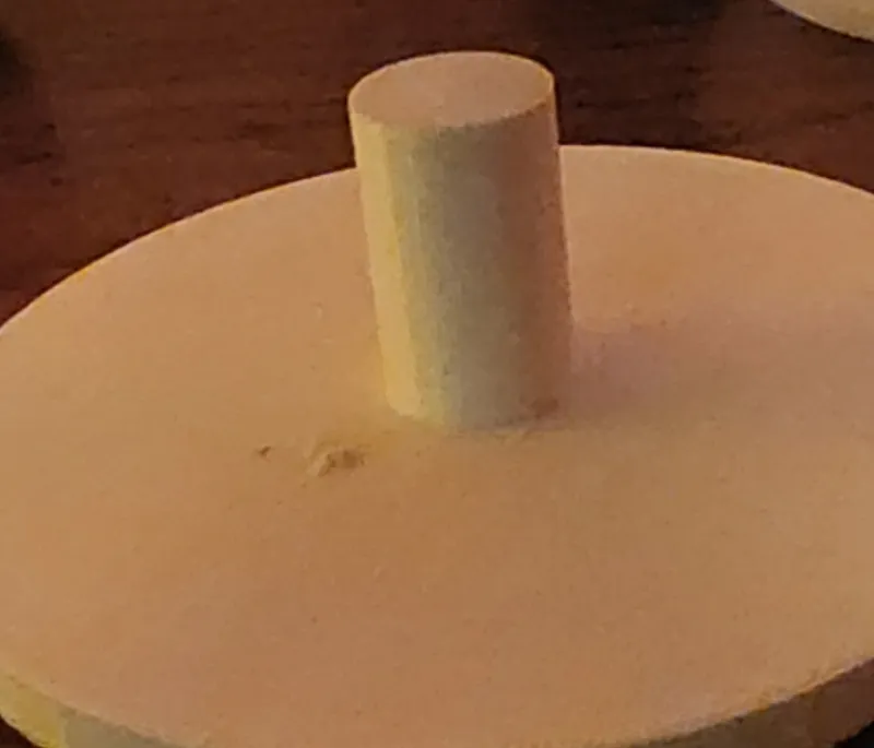 Solar mushroom base plate