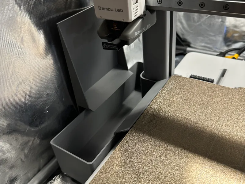 Space saving poop bucket + Bumper for Printer Tent