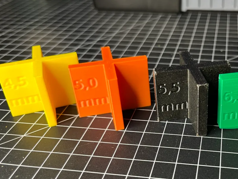 Cross spacer