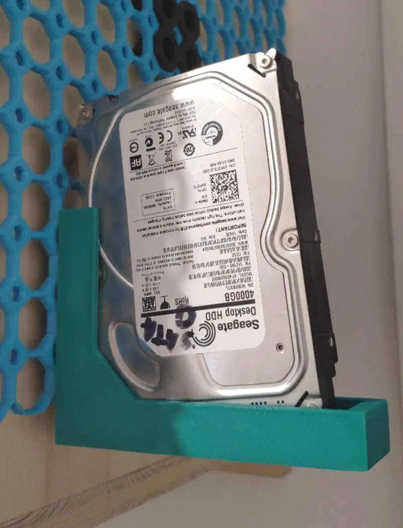 Simple HDD Holder for Multiboard with Multiconnect