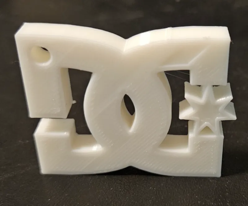 DC SHOES keychain