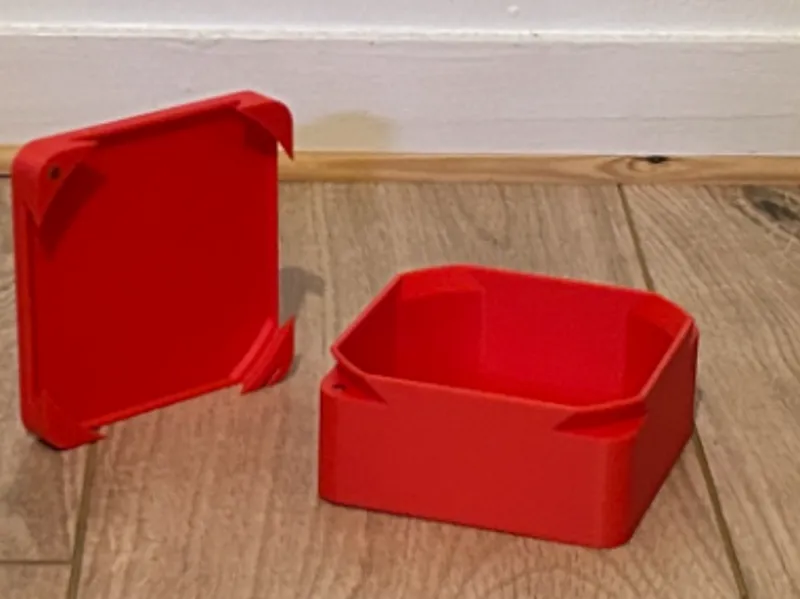Impossible "Dovetail style" square box V2.0