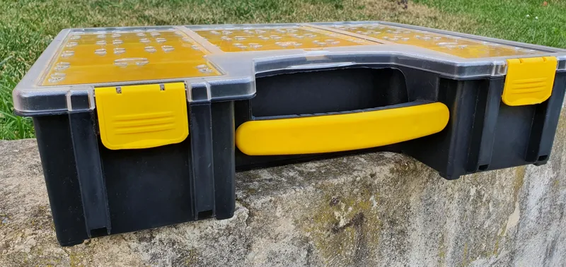 Closing fastener for Stanley organiser