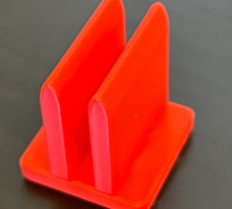 Cardboard Clip